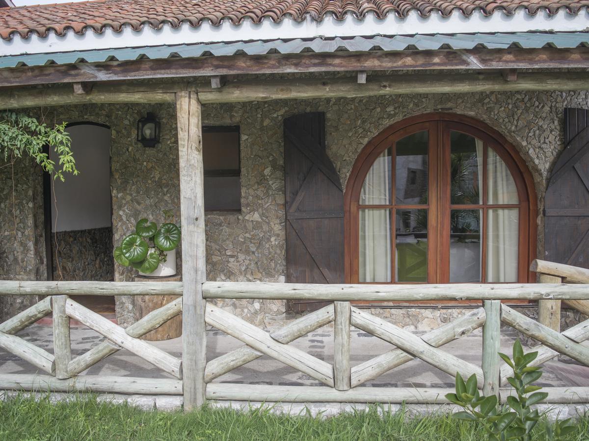 Hosteria Del Parque 산 호세 데 마요 외부 사진